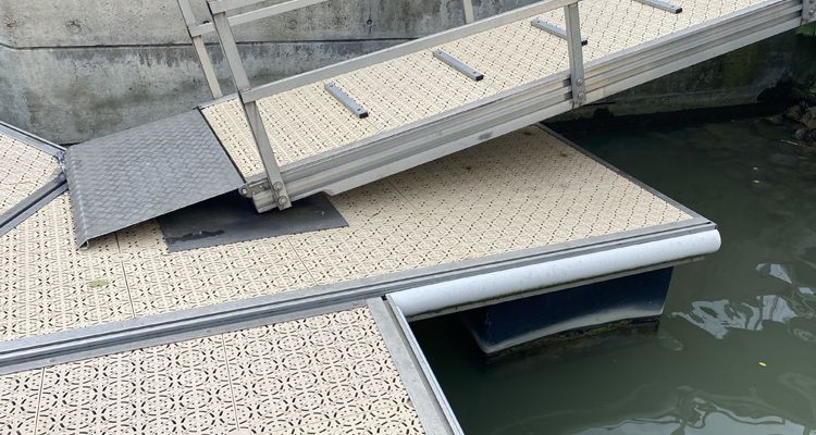 Wir fertigen/ bauen nach ihren Wünschen -  ob Steg, Boot, Lift